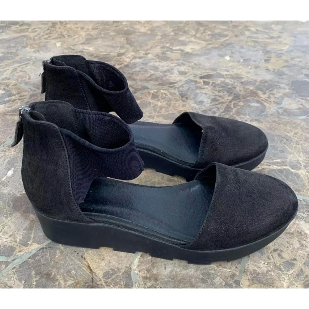 Eileen Fisher Mesh Nubuck Leather Wedge Womens SZ 6.5 Black Sandals